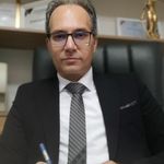 مهرداد احسنی وکیل و مشاور حقوقی
