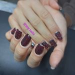 خدمات وکاشت ناخن