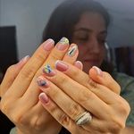 خدمات تخصصی ناخن نازنین آریایی