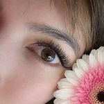 اکستنشن مژه و لیفت مژه و ابرو روشا