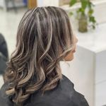 سالن زیبایی گلشید