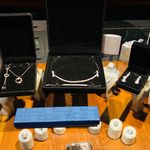 فروشگاه زیور آلات نقره زیوین گالری