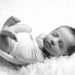 آتلیه تخصصی نوزاد، کودک و بارداری ری را