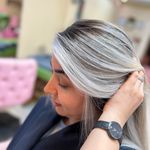 سالن زیبایی نسرین بیات(آفر رنگ و لایت)
