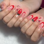 خدمات تخصصی کاشت و طراحى ناخن دان