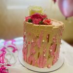 کیک وشیرینی خانگی