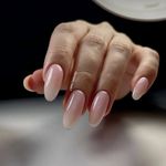خدمات تخصصی کاشت ناخن نسترن