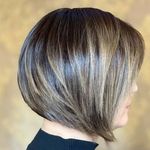 آموزشگاه و سالن زیبایی ماندانا قدمی