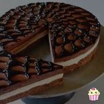 کافه کیک توت صورتی
