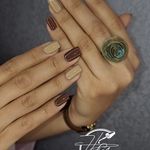 خدمات کاشت و ترمیم ناخن هدیه