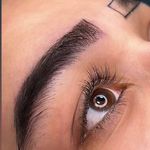 آرایشگاه و آموزشگاه زنانه (مون بيوتی)