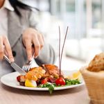 خدمات درمانی ماساژ و بادکش راسخ