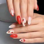 خدمات  تخصصی ناخن ستاره