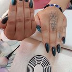 خدمات تخصصی کاشت ناخن و مژه زهرا فاضلی
