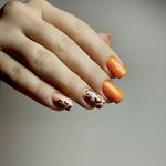 خدمات تخصصی ناخن سحر موحد