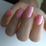 خدمات تخصصی کاشت ناخن مهسا امیری