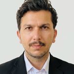 وکیل دادگستری