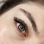 خدمات اکستنشن مژه مبینا