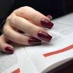 مرکز تخصصی کاشت ناخن شبنم