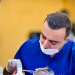دکتر هادی مشکل گشا (جراح فک و صورت)