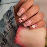 مرکزتخصصی کاشت ناخن و اکستنشن مژه رامونا