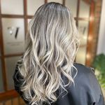 مرکز تخصصی رنگ مو و کراتین فرشته نرجسی