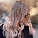 رنگ و لایت و کوتاهی مو آذر میرزایی