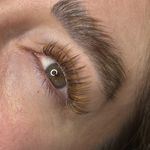 خدمات تخصصی مژه سارا