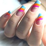 خدمات ناخن و پدیکور