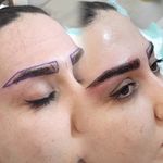 کاشت ابرو اکبری
