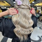 خدمات کراتینه مو و رنگ و لایت مریم داوری