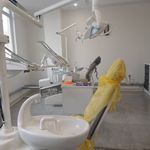 دندانپزشکی دکتر وحید جلایی