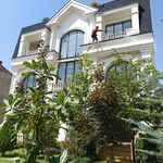 اجرای شست و شو و پیچ رولپلاک نما ساختمان سالار