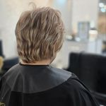 سالن آرایش و زیبایی رویا