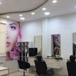 آرایشگاه دارم