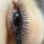 سالن زیبایی ثنا (تخصص ناخن و مژه)