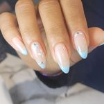 خدمات تخصصی ناخن و مژه اکرم نقی لو