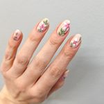 سالن تخصصی کاشت ناخن و مژه ثمینه حجازیان