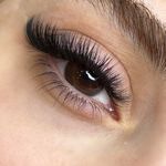 سالن زیبایی ام ایت M8