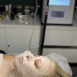 مرکز تخصصی پوست و فیشال نسترن احمدزاده