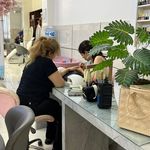 سالن و آموزشگاه مراقبت و زیبایی  صورتی
