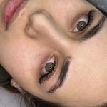 خدمات تخصصی اکستنشن مژه مهتاب