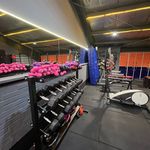 سالن ورزشهای گروهیazifitness