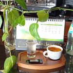 کافه قهوه آقاجون