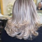 سالن زیبایی و آرایشگاه زنانه مرمر