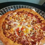 پیتزا ام وی