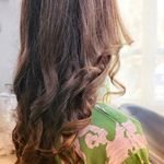 سالن آرایش و زیبایی رویا