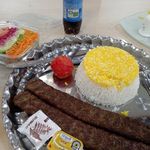 باشگاه غذاخوری پرستو