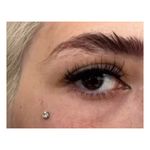 کاشت و اکستنشن مژه لونا(15درصدتخفیف)