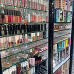 محصولات پوستی درمانی مووزیبایی